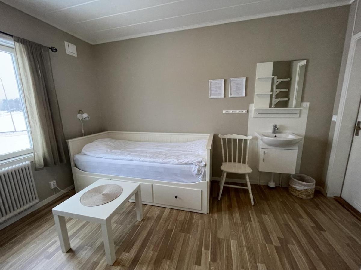 Soernaesgarden Bed & Breakfast Lima Экстерьер фото