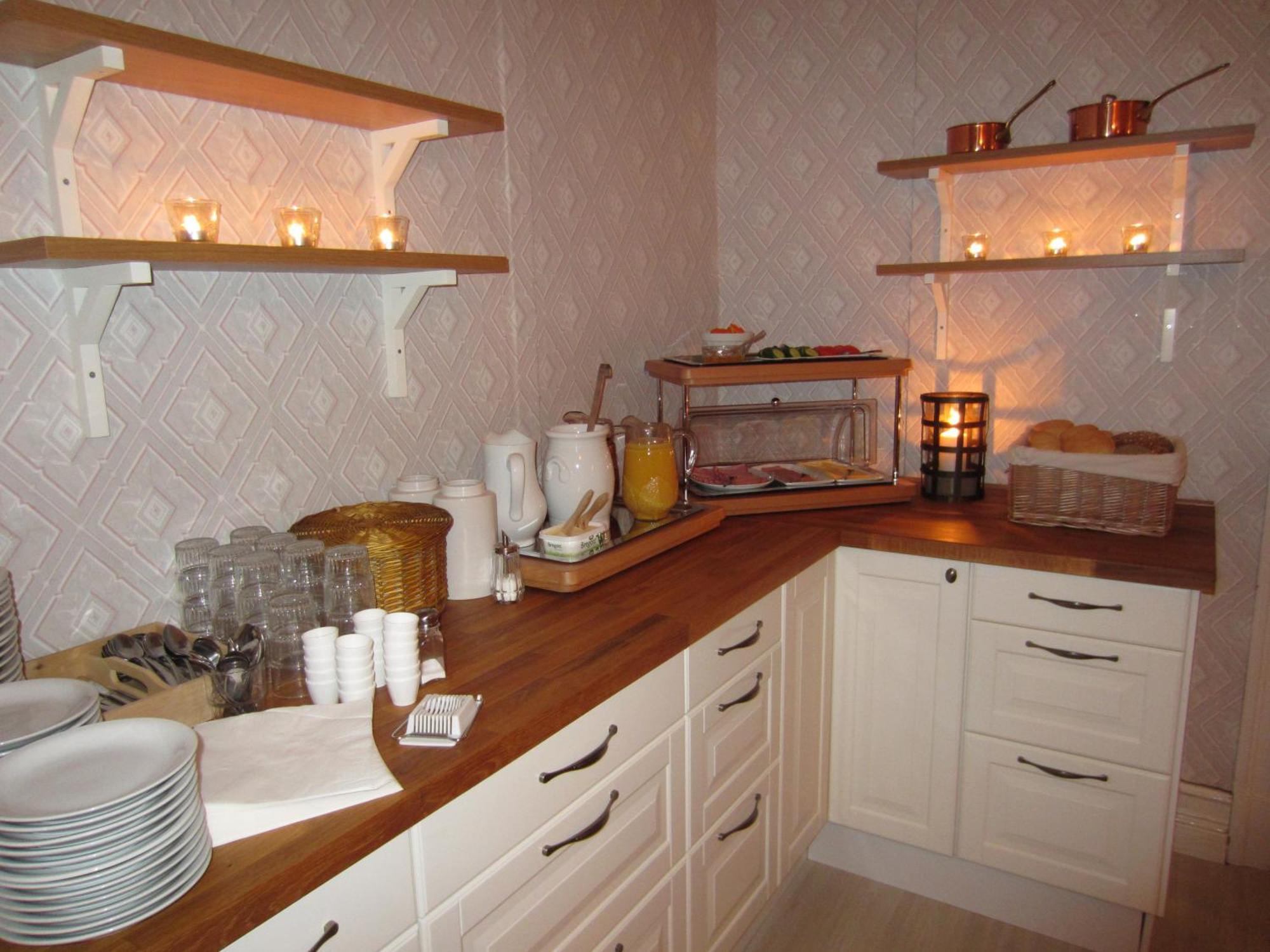 Soernaesgarden Bed & Breakfast Lima Экстерьер фото