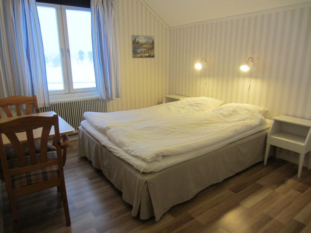 Soernaesgarden Bed & Breakfast Lima Экстерьер фото